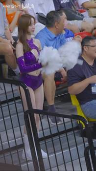 😍近距离看台妹！场边应援的台湾省啦啦队小姐姐！