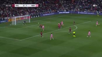 这球难度高啊！苏亚雷斯不停球抽射破门，迈阿密2-0领先